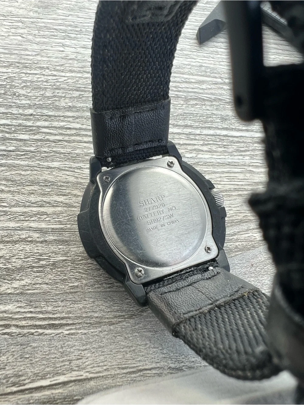 N/A rotating bezel